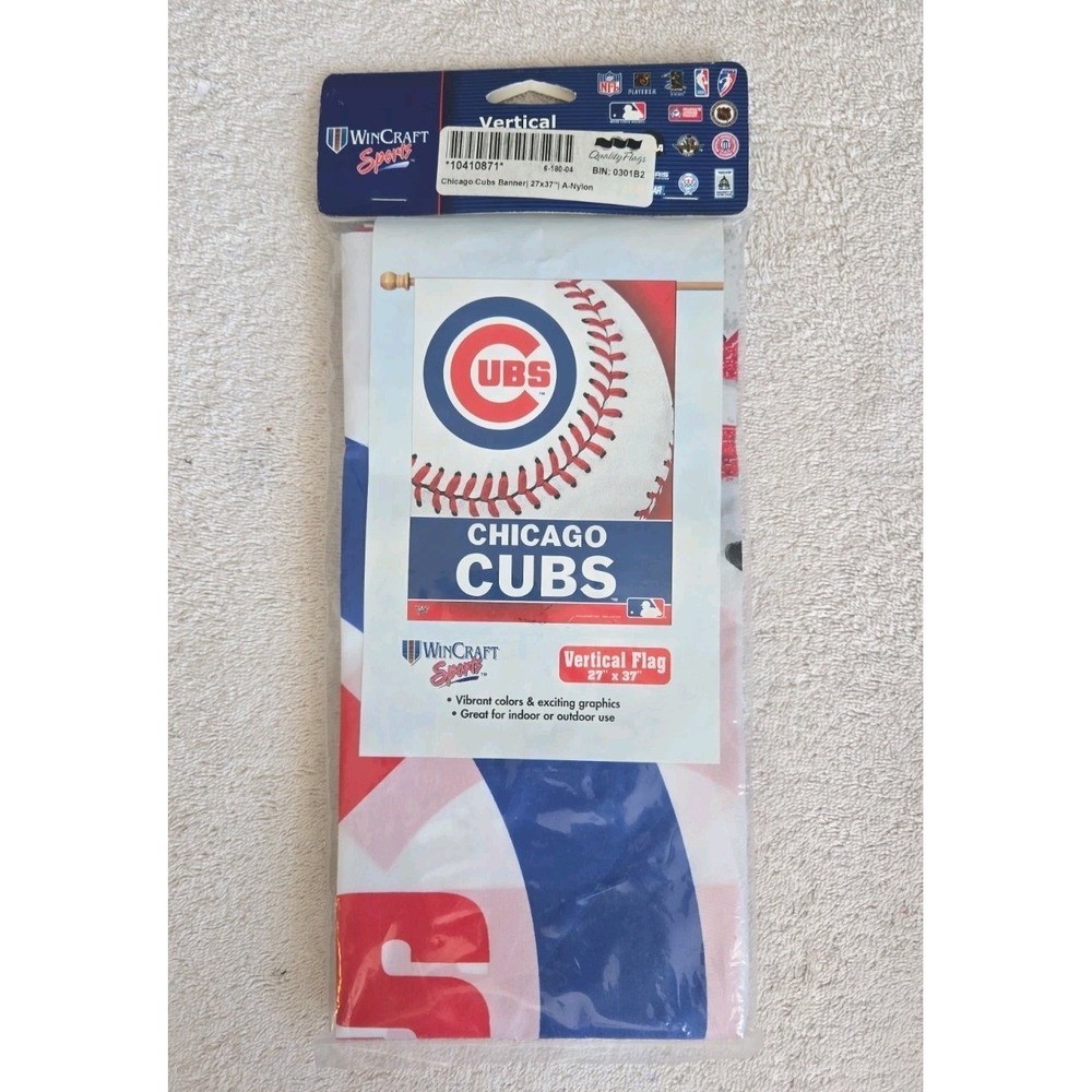 Chicago Cubs Vertical Flag 27 X 37‎ New